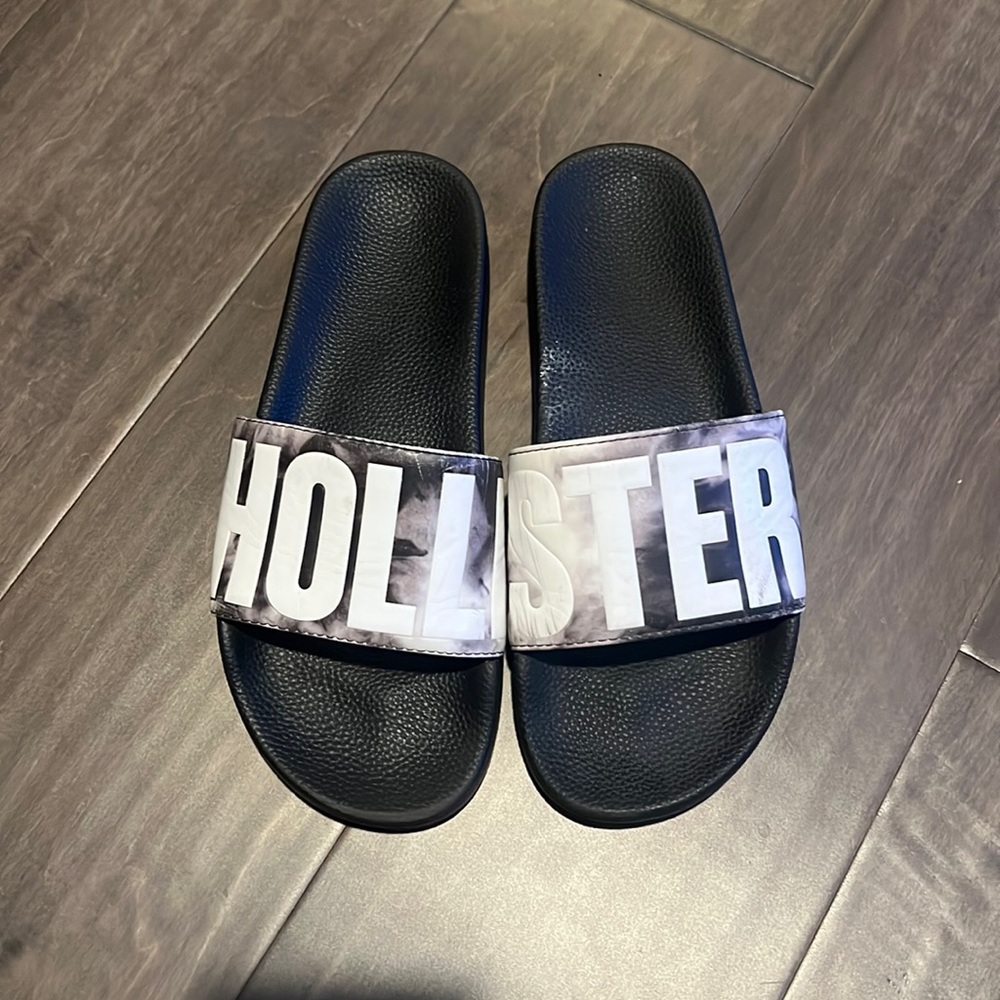 Hollister Slides